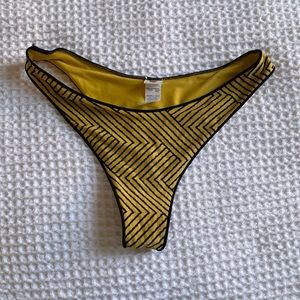 NWOT Tropic of C Curve Bottom Size S